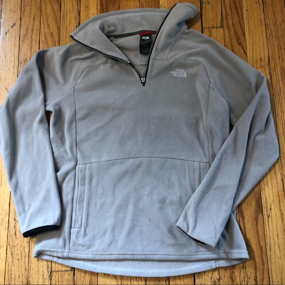 Soft grey north face quarter zip fleece